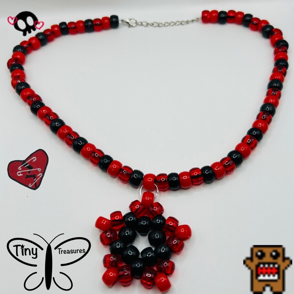 🖤Black and Red Kandi Star Necklace🖤